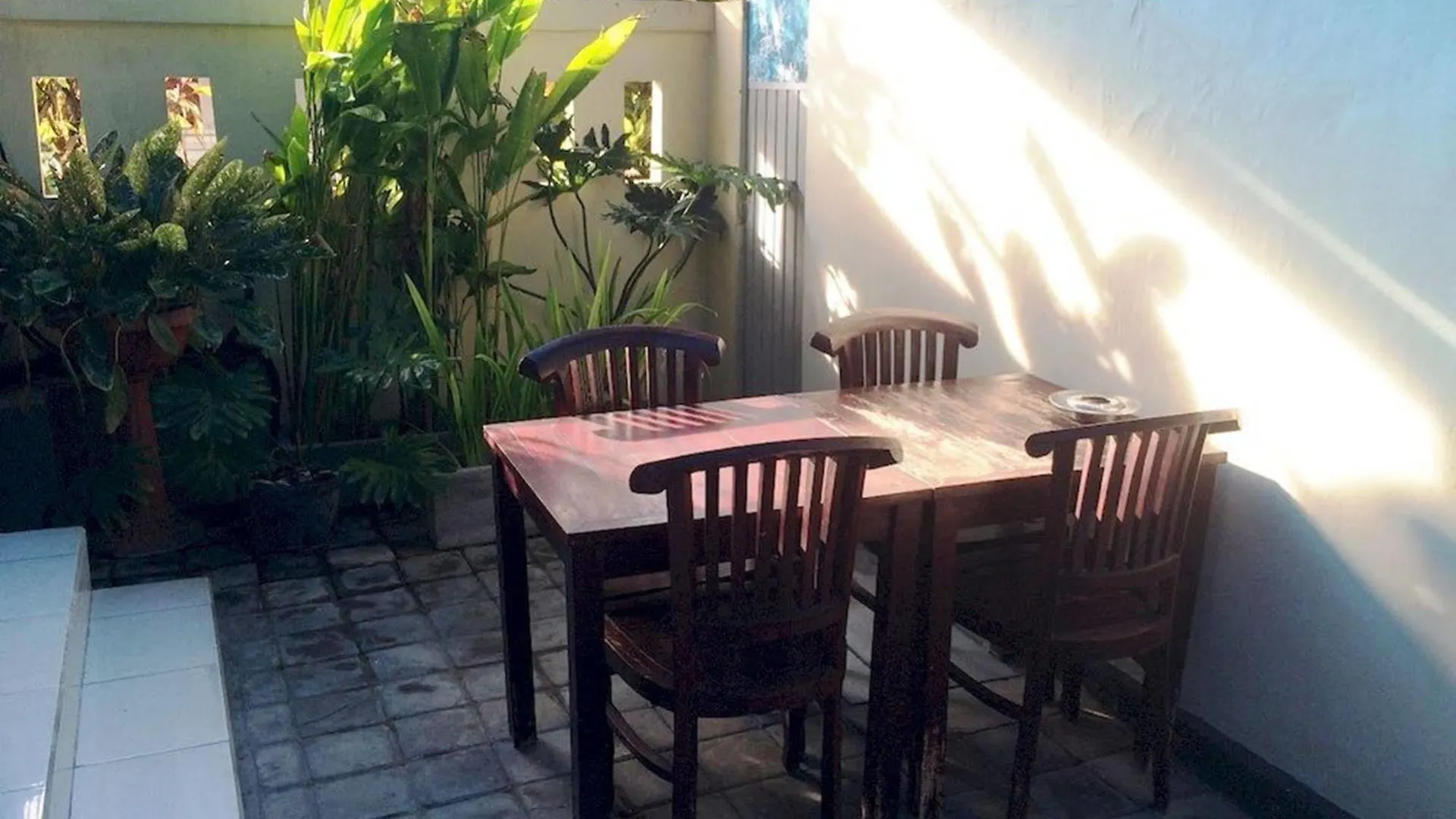 Waringin Homestay Kuta Lombok 3*,  Indonesien